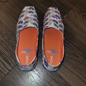 Toms Year of the Rat 2020 Women's size 7 Shoes